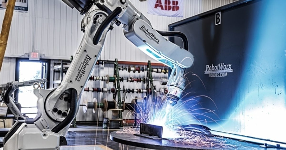 RobotWorx - What the advantages robot welding over manual